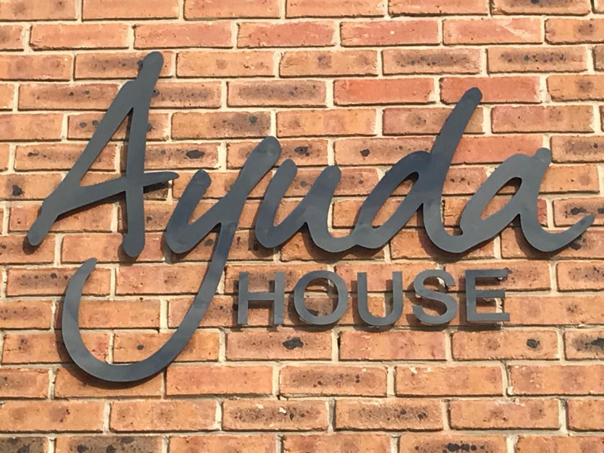 Hotel Ayuda House Altrincham Exterior foto
